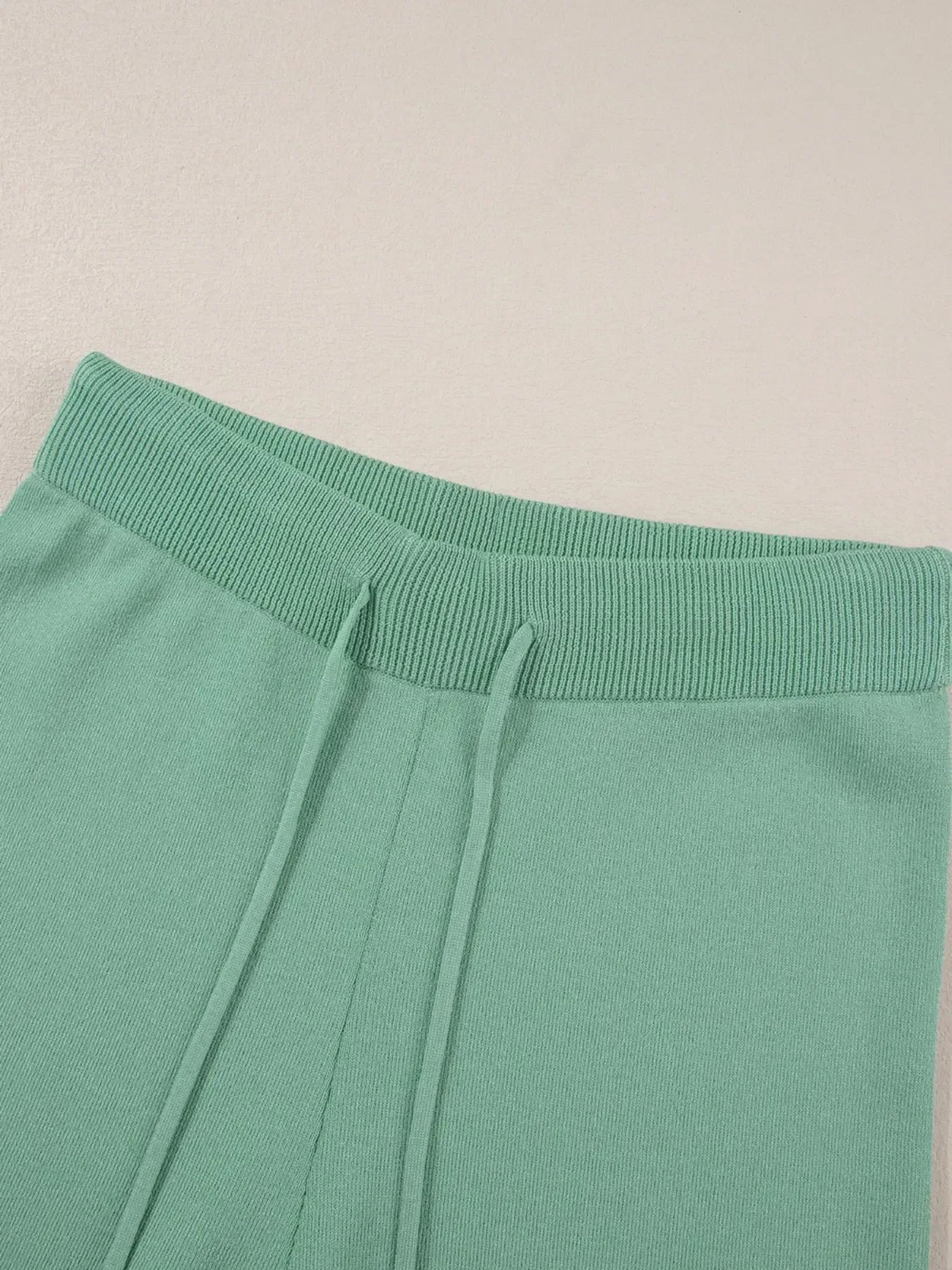 Contrast Trim T-Shirt and Drawstring Pants Set - DAVERRI FASHIONS