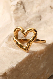 18K Gold Plated Heart-Shaped Ring - DAVERRI FASHIONS
