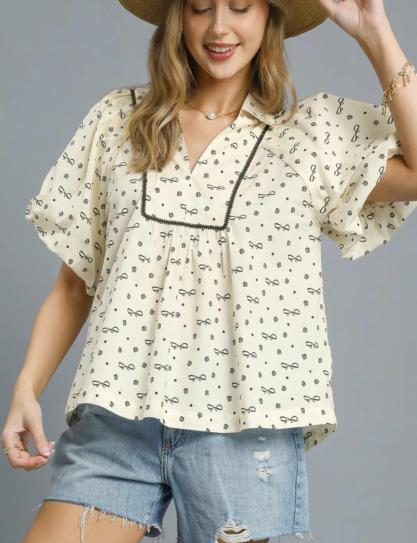 Umgee Bow Print Puff Sleeve Blouse | Daverri Fashions