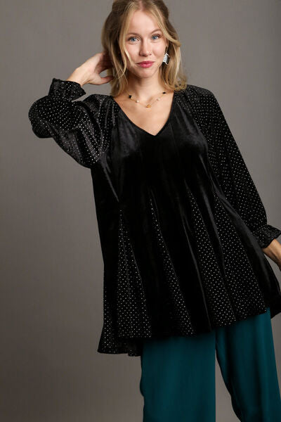 Umgee Godet Hem Polka Dot V-Neck Blouse Black