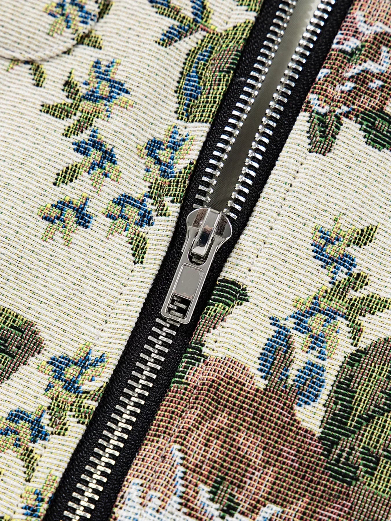 Vintage Floral Print Zip Up Contrast Collared Jacket - DAVERRI FASHIONS