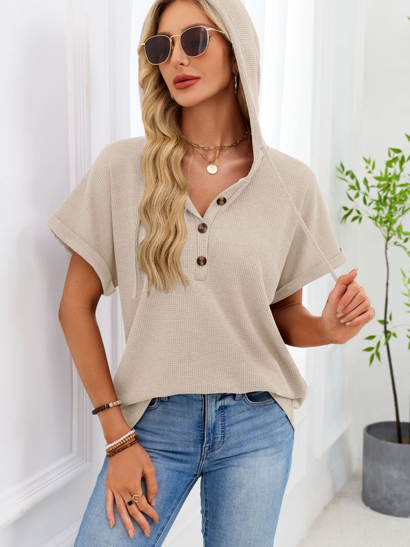 Daverri Casual Waffle Knit beige hooded top with brown buttons