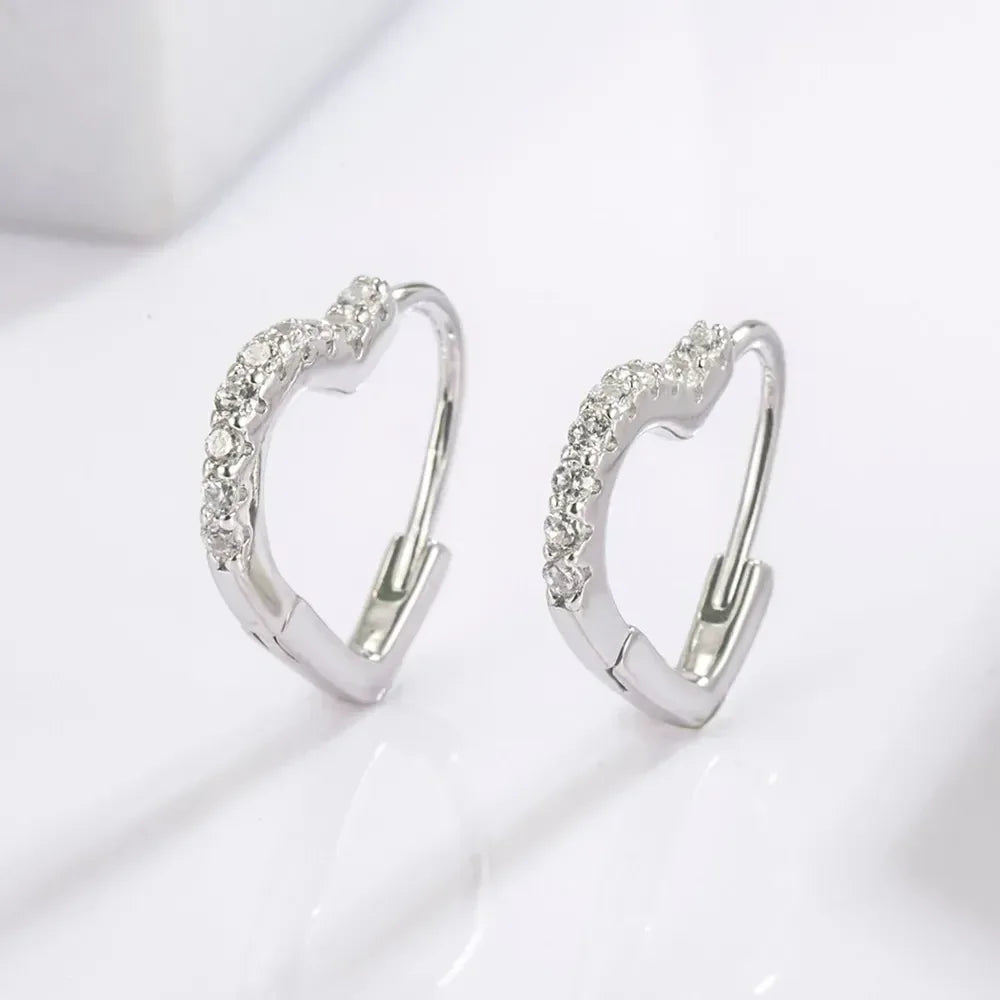 925 Sterling Silver Zircon Heart Shape Earrings - DAVERRI FASHIONS