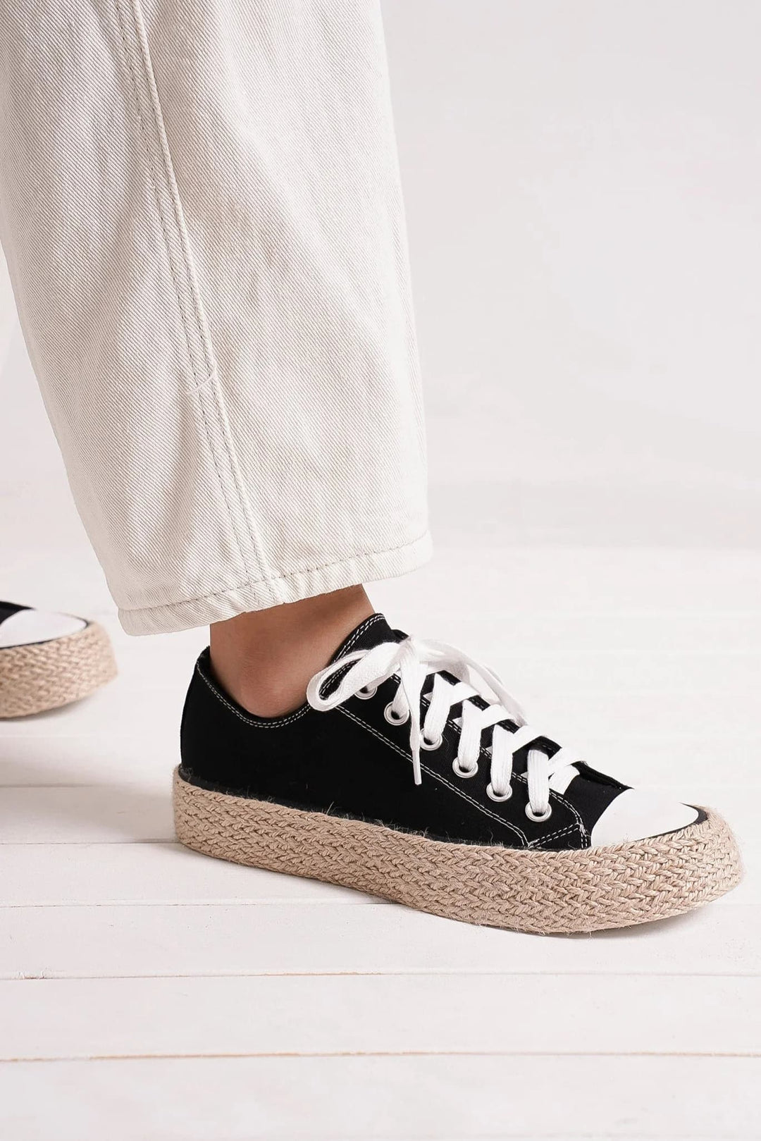 Beast Fashion Lace Up Woven Espadrille Sole Sneakers Footwear