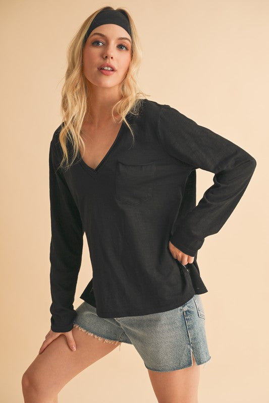 Aemi+Co V-Neck Long Sleeve Top Black