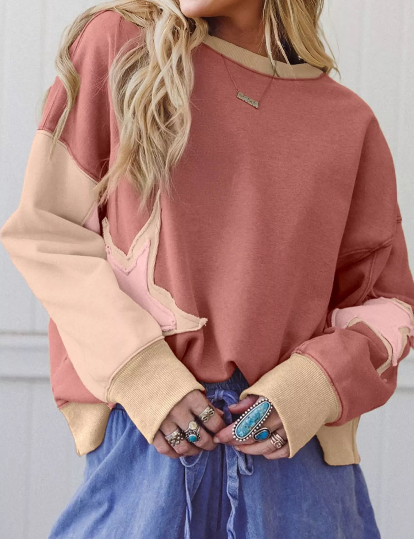 Contrast Star Patchwork Exposed Seam Uneven Hem Drop Shoulder Sweatshirt | Sweatshirts Daverri Fashions