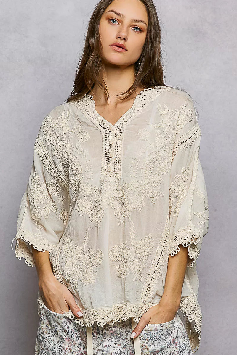 POL Floral Embroidered Top: soft off-white blouse with lace trim and v-neck