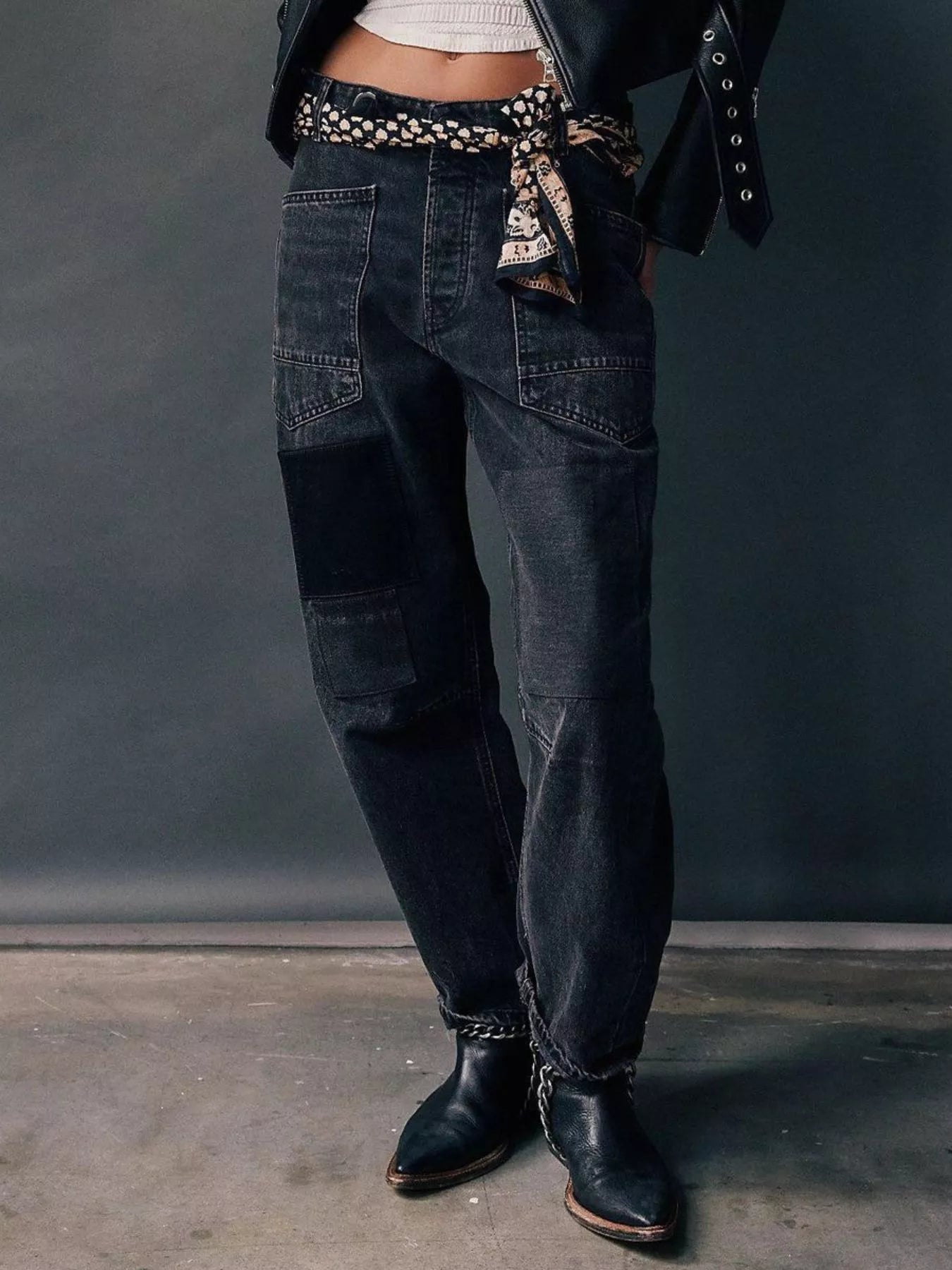 Daverri Washed Relaxed Fit Barrel Jeans in dark-wash denim with patchwork and patterned belt