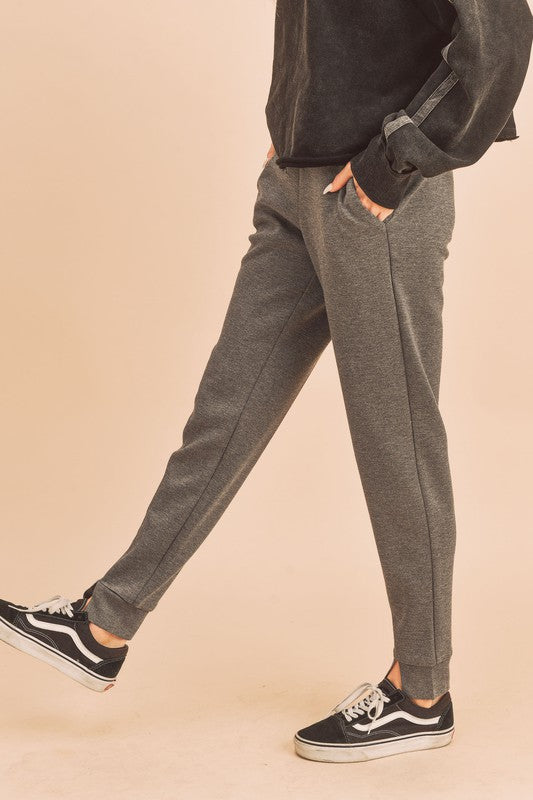 Aemi + Co Elastic Waist Joggers with Pockets