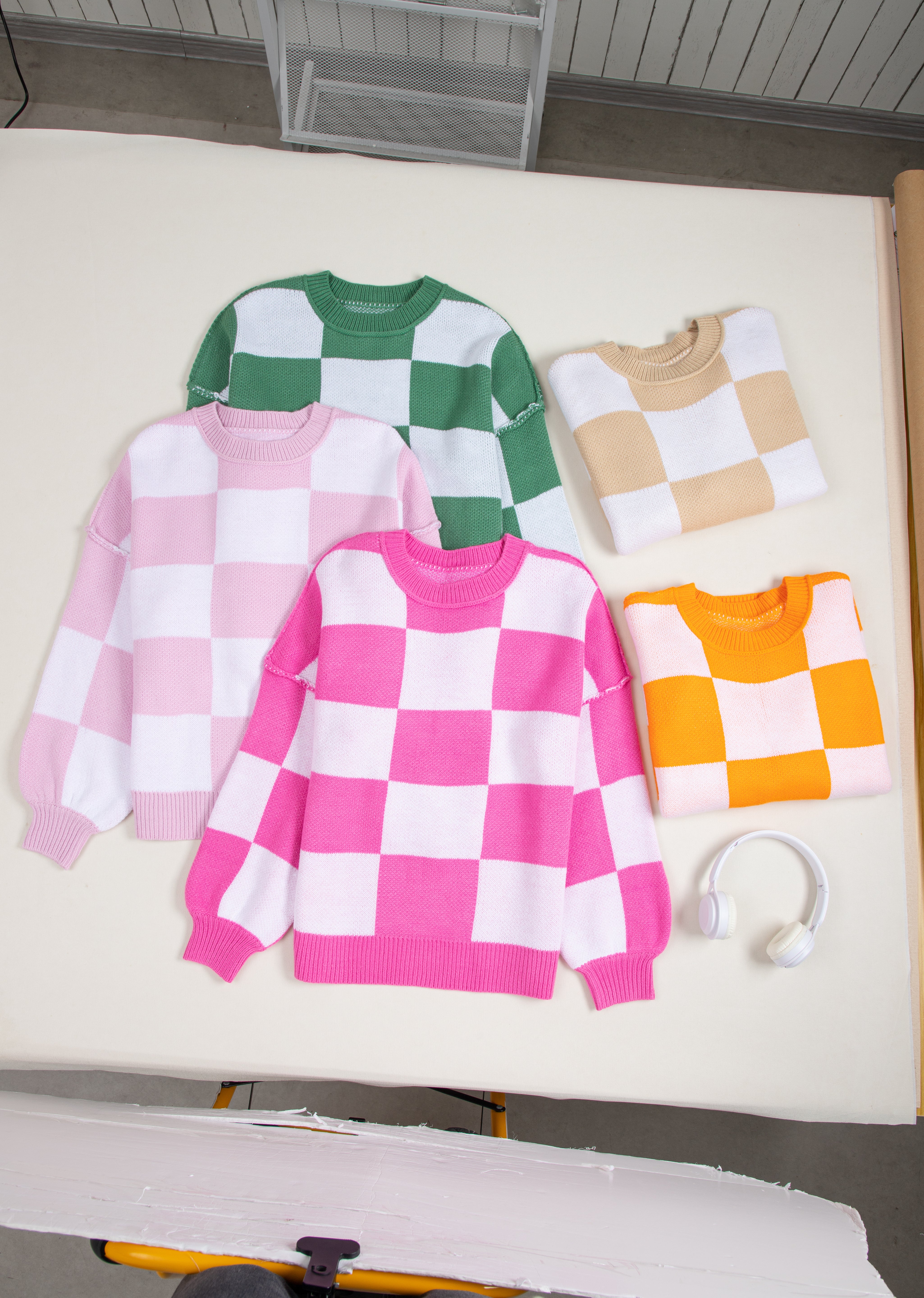 Checkered Bishop Sleeve Sweater | Sweaters Daverri Fashions