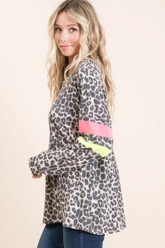 BiBi Leopard Thermal Top with Contrast Color Block | Tops Daverri Fashions