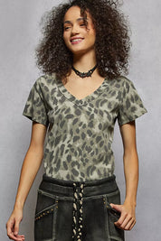 GREY LEOPARD POL Printed V-Neck Short Sleeve T-Shirt | T-Shirts Daverri Fashions