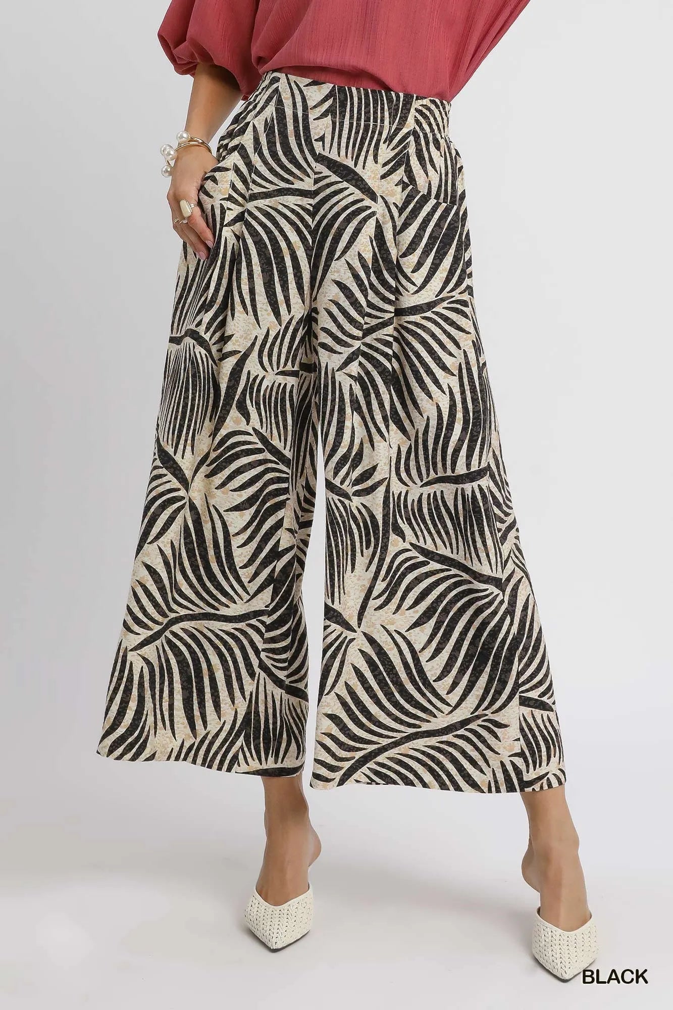 Umgee Palm Leaf Print Wide Leg Culotte Pants Black Pants