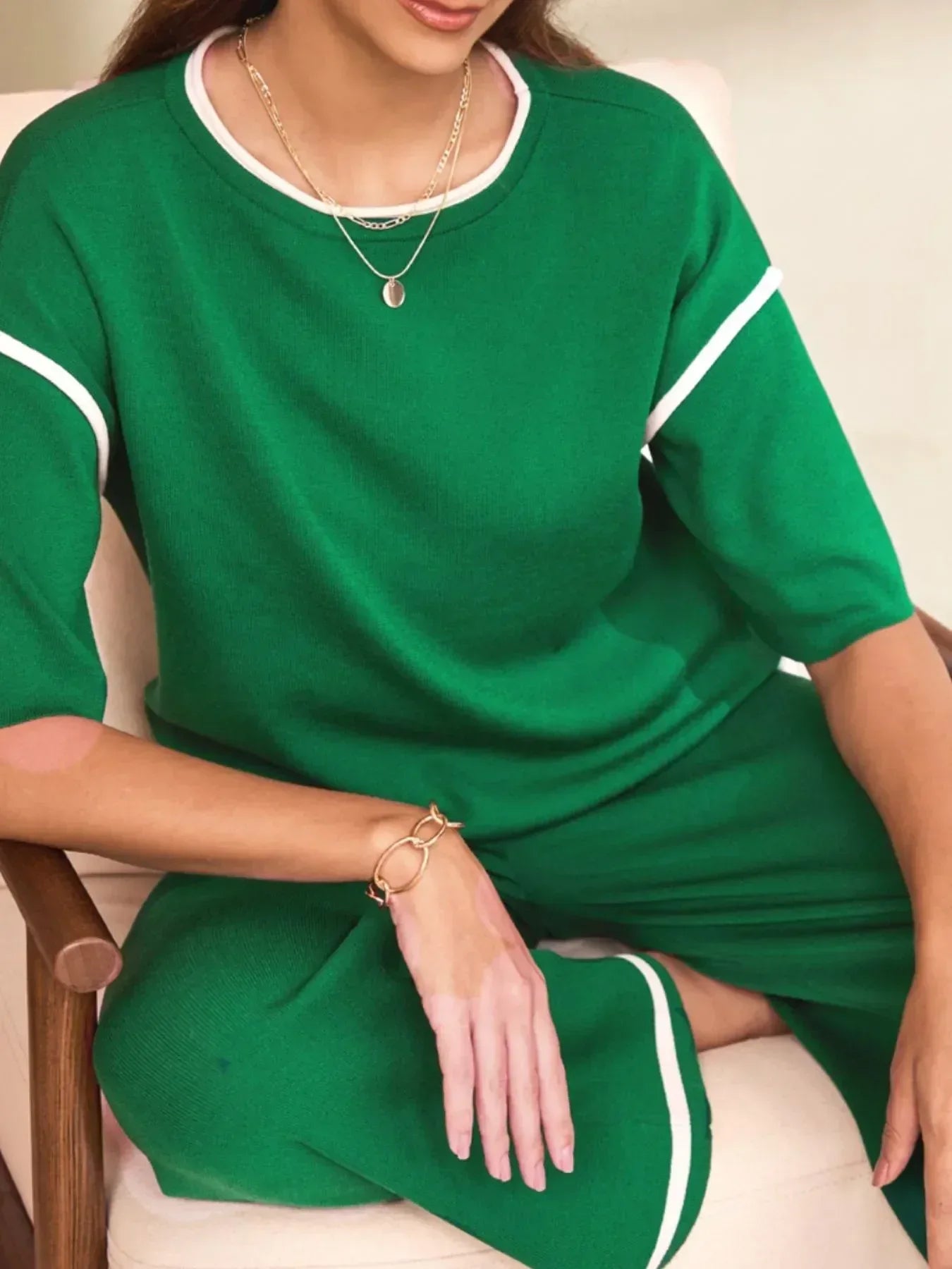 Contrast Trim T-Shirt and Drawstring Pants Set - DAVERRI FASHIONS