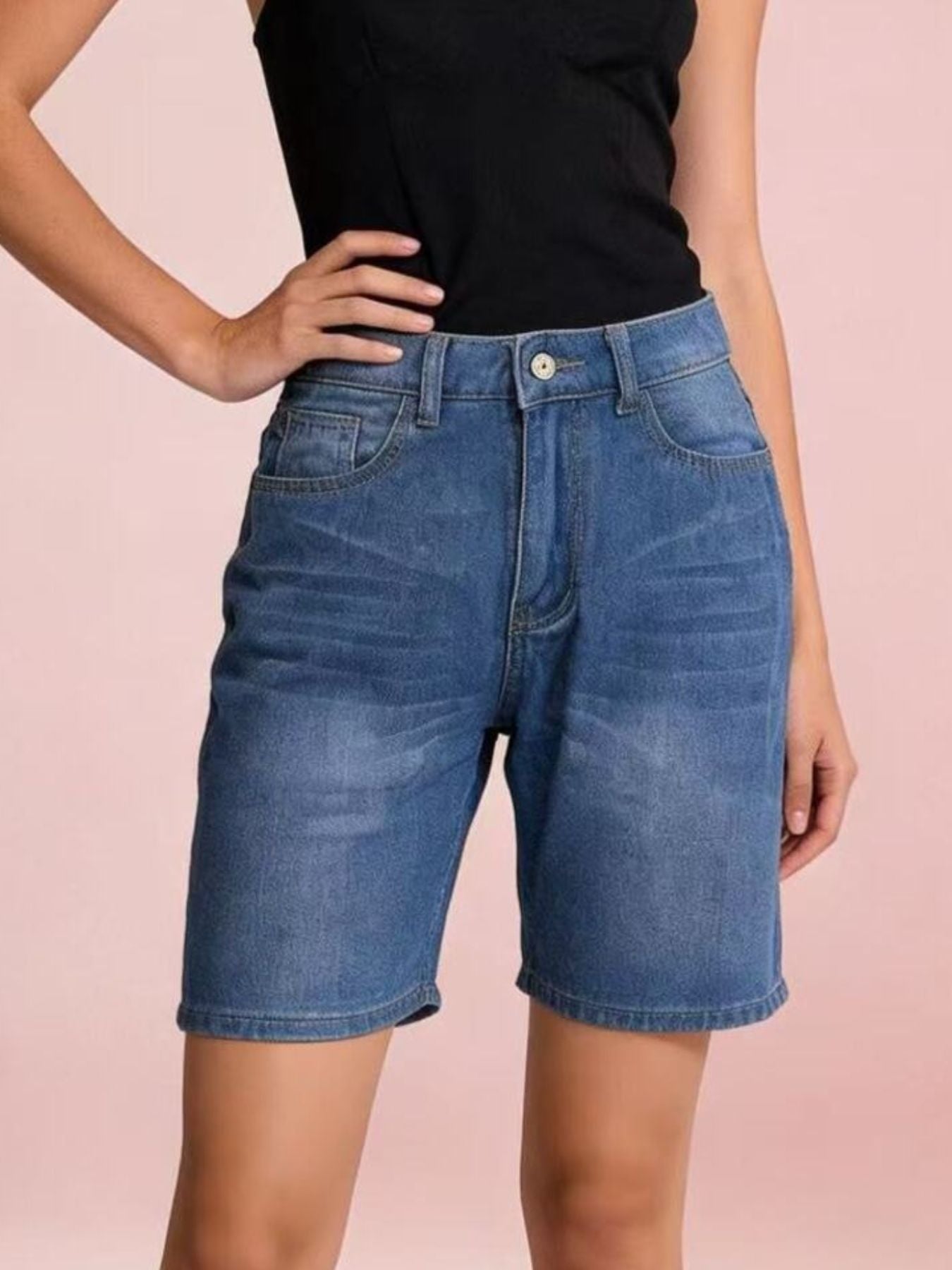 Daverri high waist denim shorts with classic five-pocket design and button closure