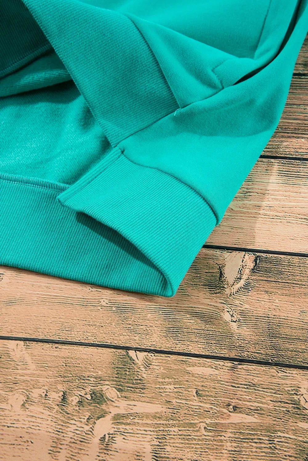 Round Neck Long Sleeve Sweatshirt - DAVERRI FASHIONS