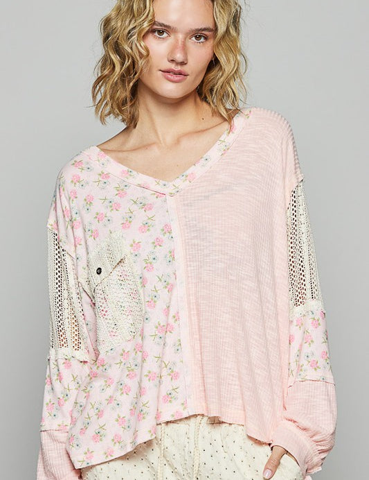 POL Floral Crochet Patch V-Neck Top Powder Peach