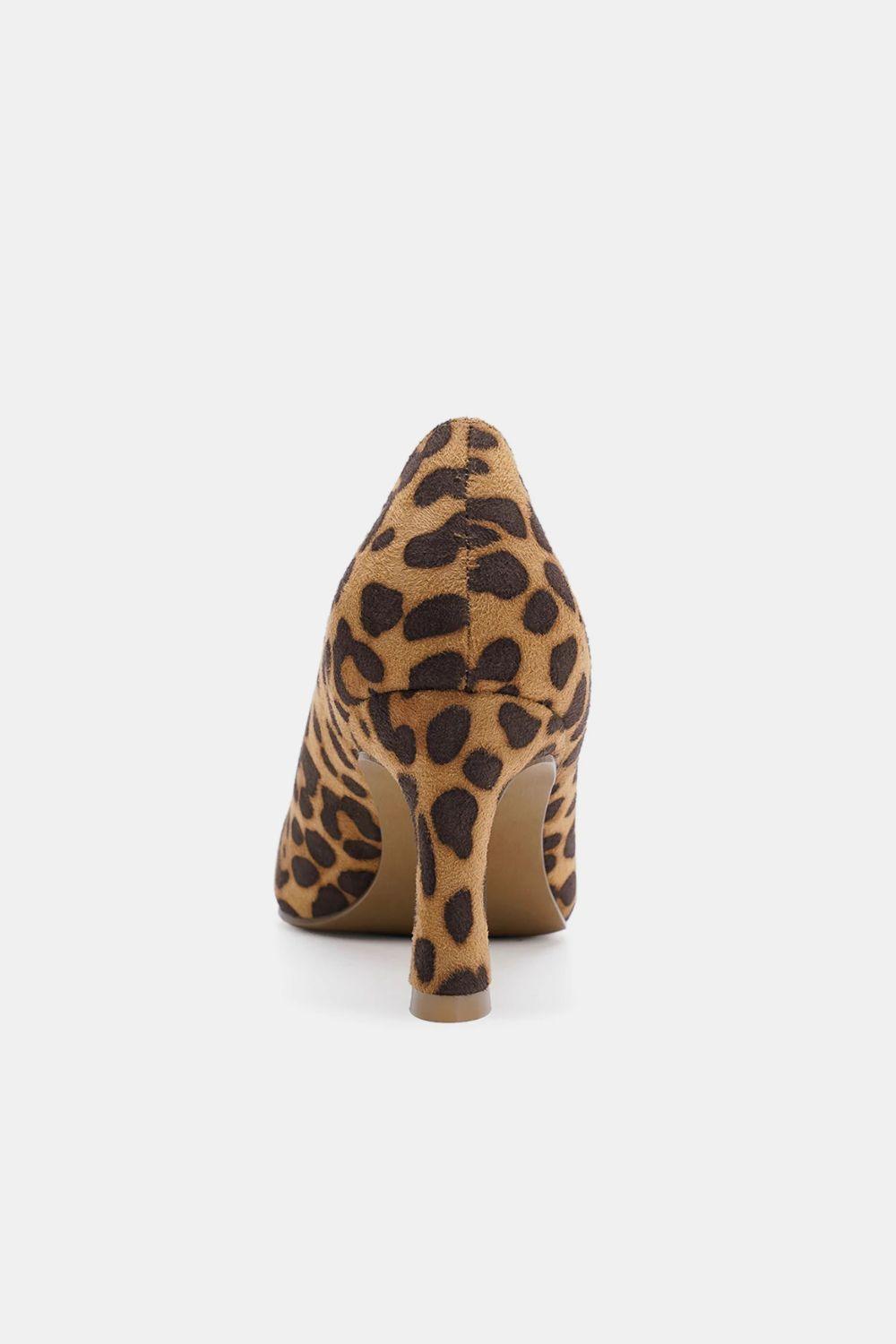 Beast Fashion Faux Suede Leopard Point Toe Pumps PUMPS