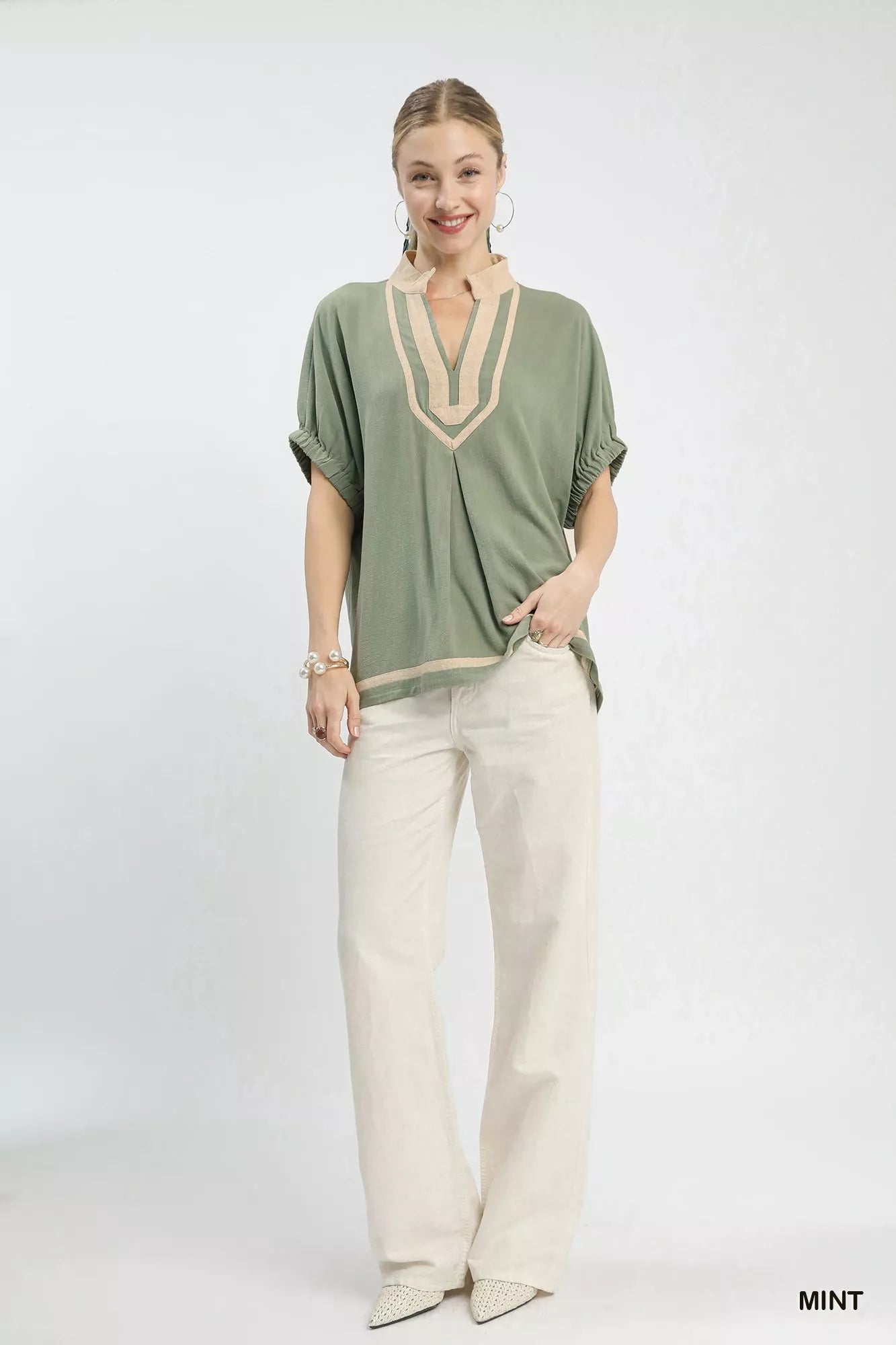 Umgee mint linen cotton blend V-neck blouse with beige trim and ruffles