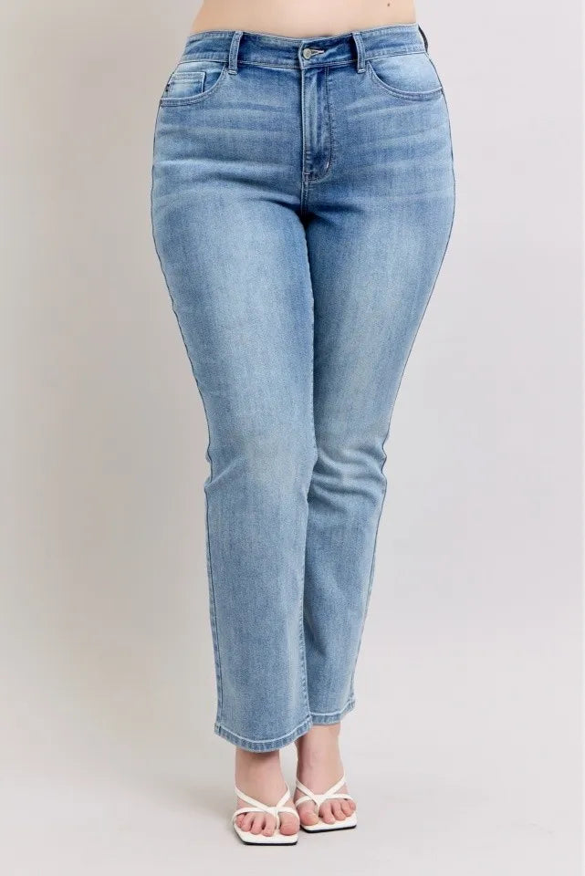 Judy Blue Plus Size High Waist Dad Jeans Medium Jeans