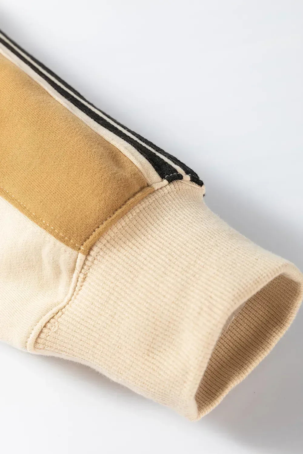 Contrast Round Neck Long Sleeve Sweatshirt - DAVERRI FASHIONS