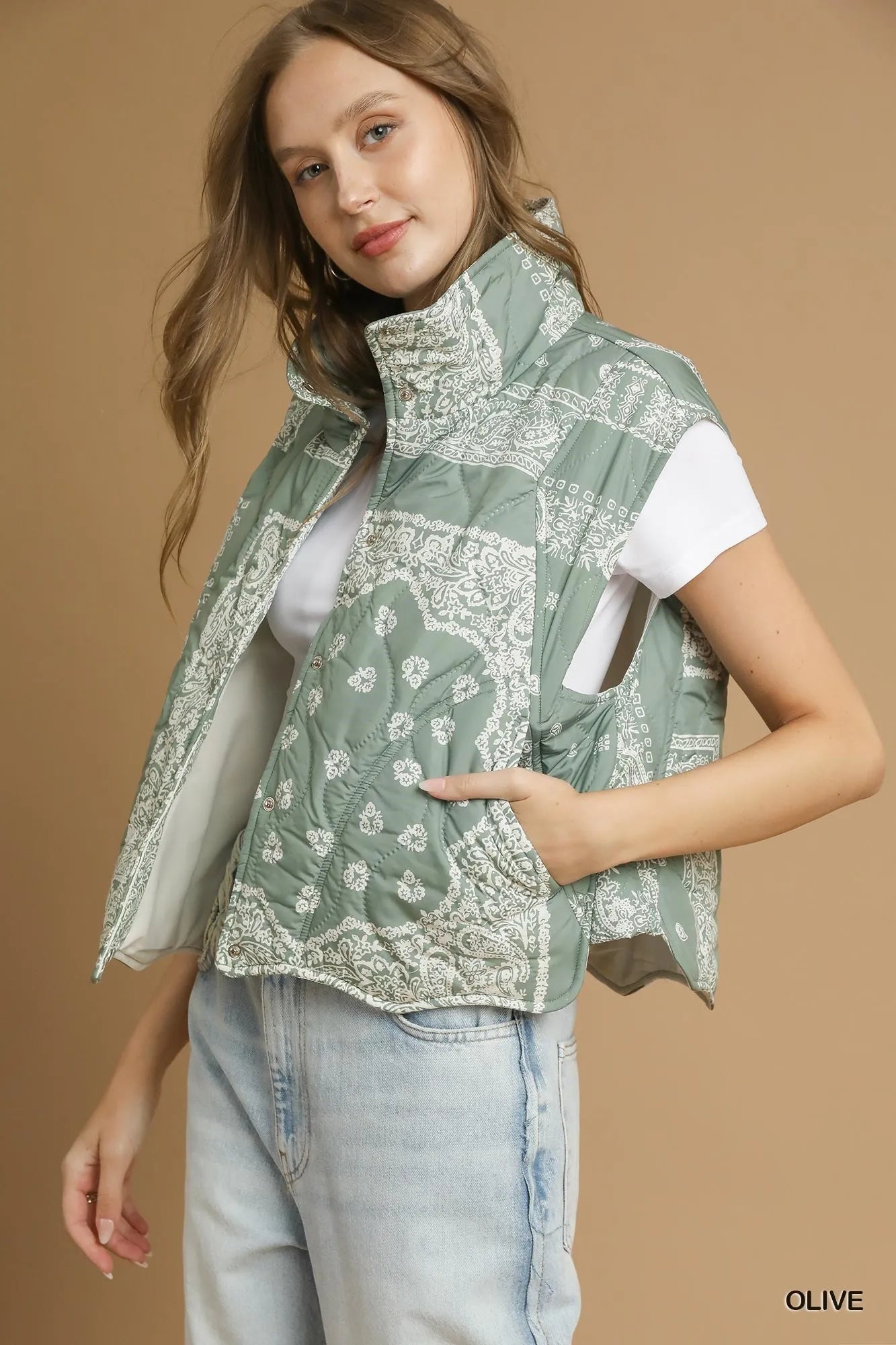 Umgee Bandana Print Quilted Puffer Vest | Vest Jackets Daverri Fashions