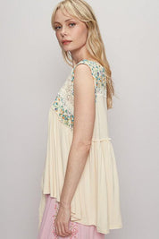 POL Lace Detail Frill Floral V-Neck Sleeveless Top | Tops Daverri Fashions