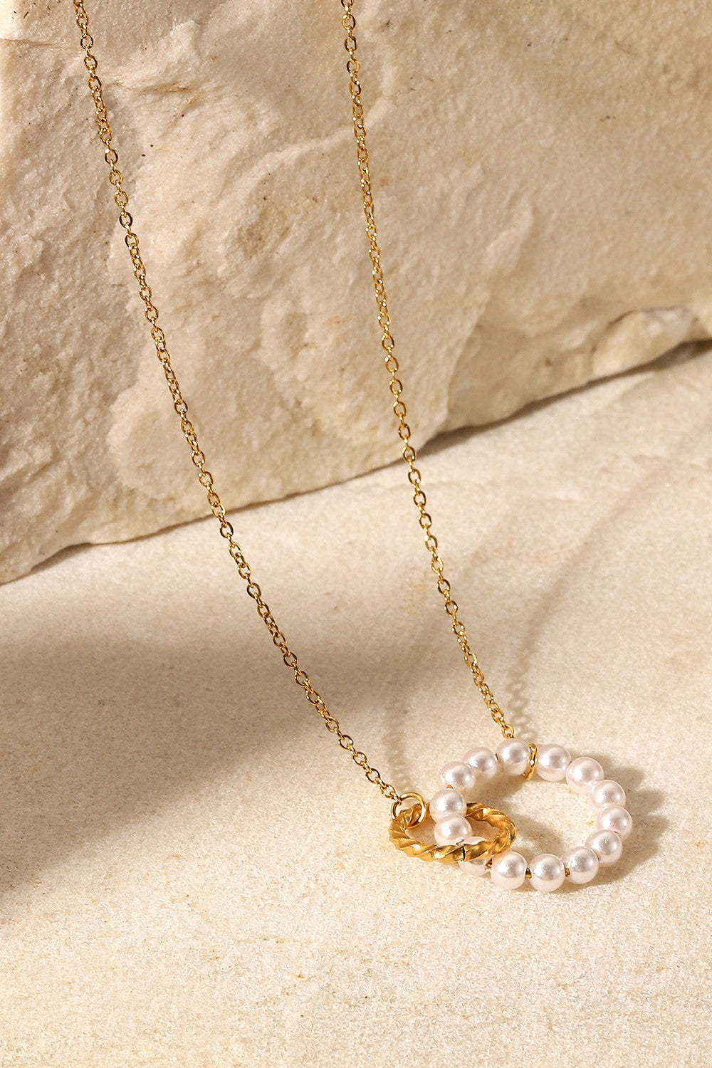 Pearl Hoop Link Pendant Necklace | Necklaces Daverri Fashions