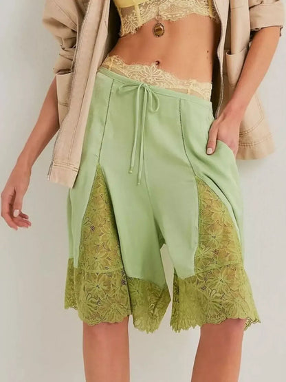 Lace Detail Shorts - DAVERRI FASHIONS