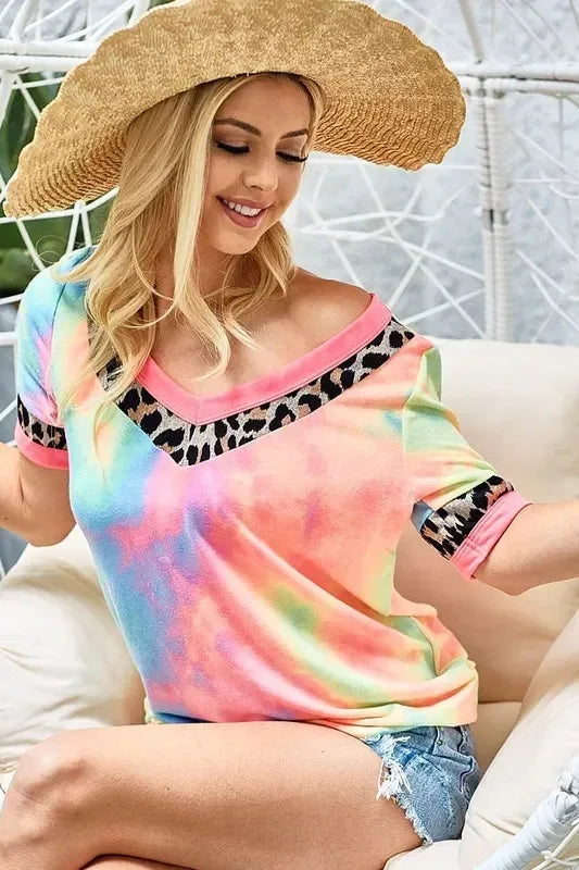 BiBi Rainbow Tie-Dye Leopard Trim V-Neck T-Shirt - DAVERRI FASHIONS
