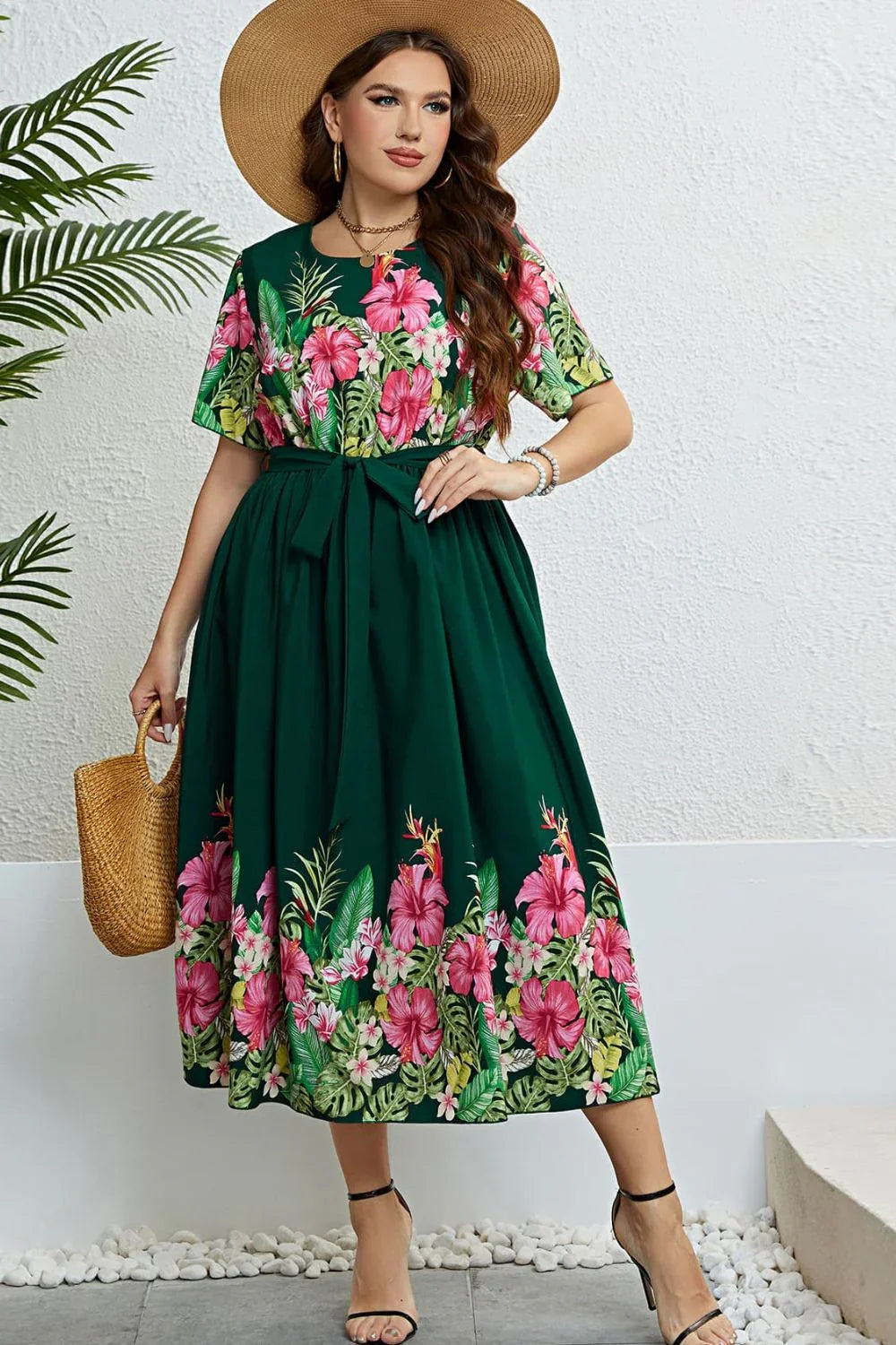 Green Honey Floral Tie-Waist Plus Size Short Sleeve Dress