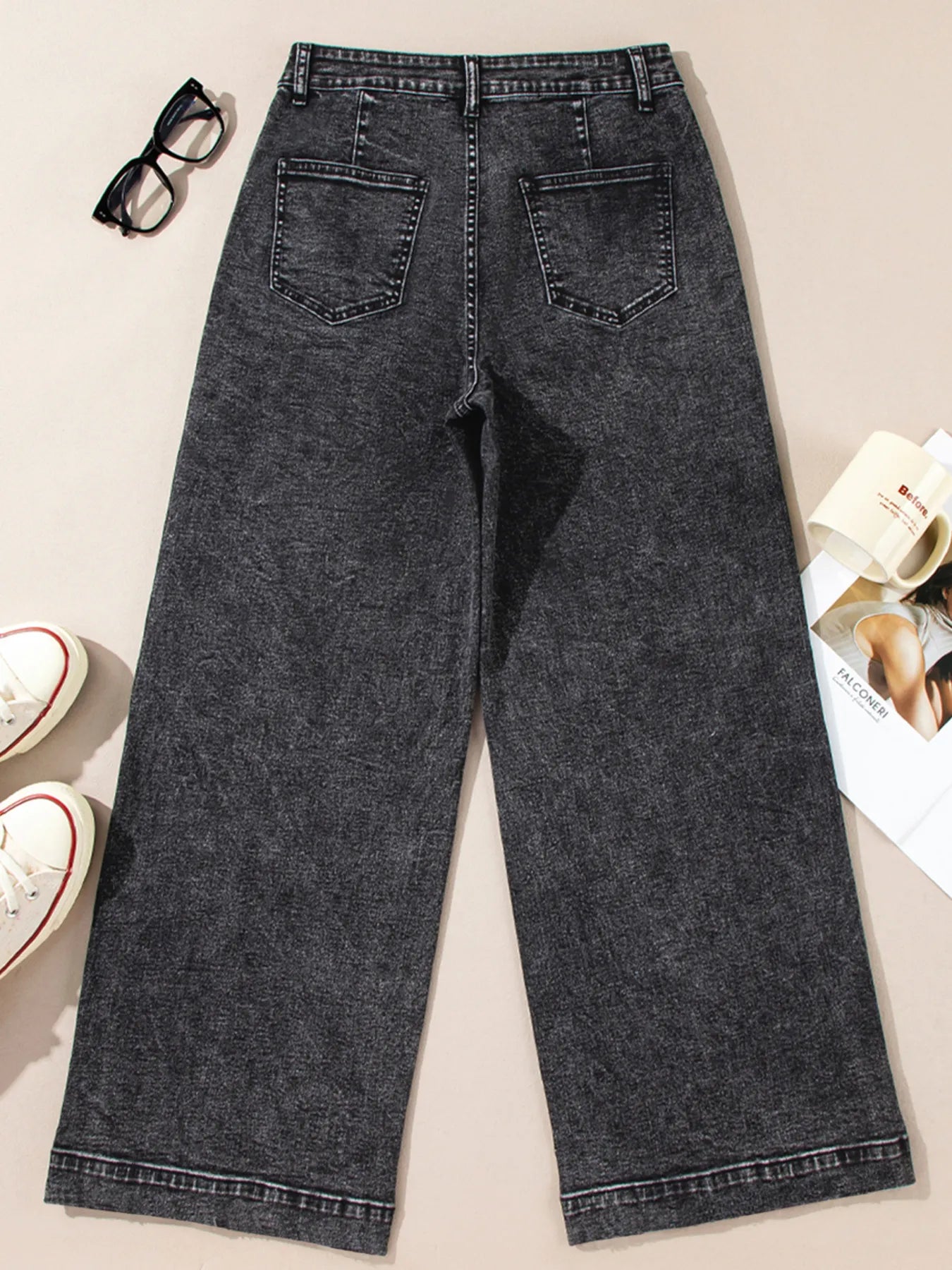 High-waisted wide-leg washed jeans in dark gray distressed denim