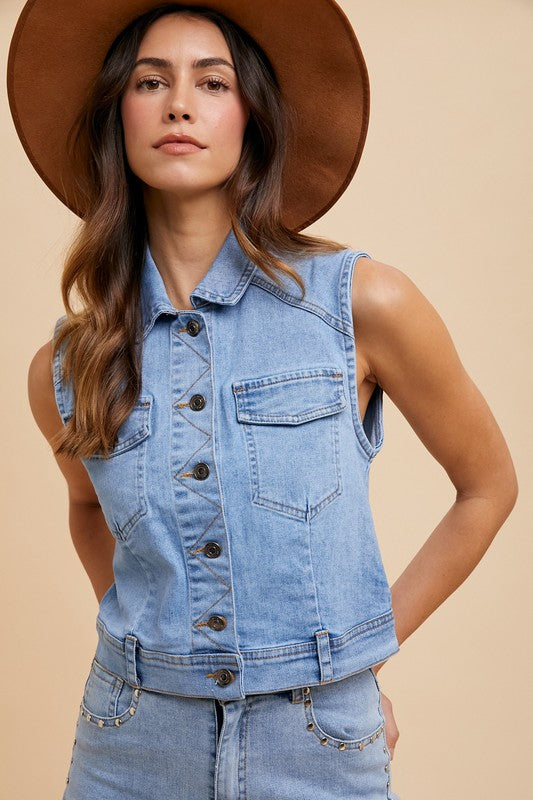 Annie Wear Collared Neck Button Down Denim Vest Medium Vests