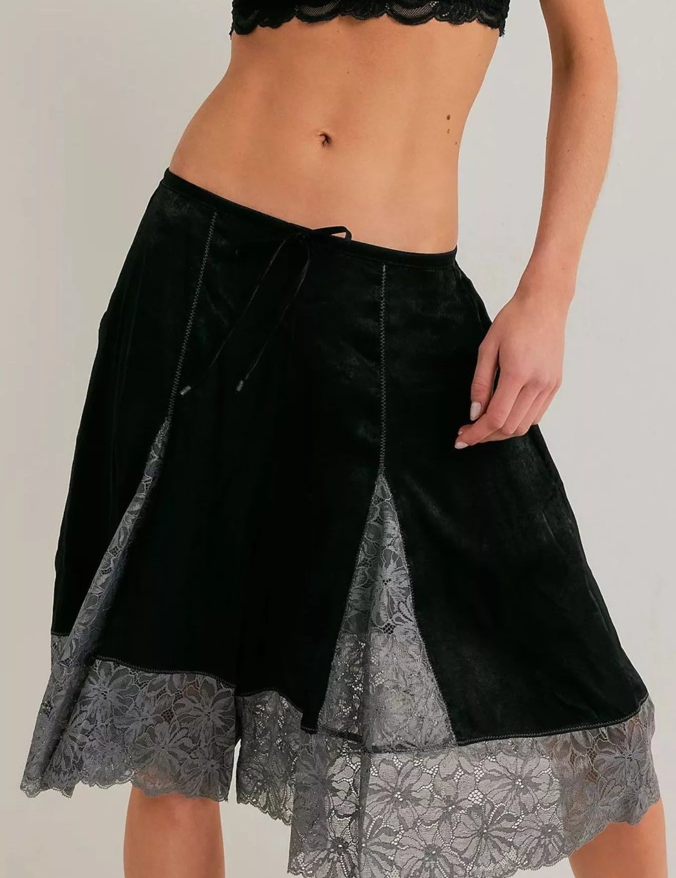 Lace Detail Shorts | Shorts Daverri Fashions