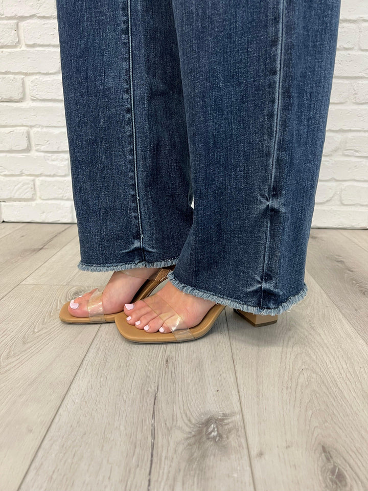 Addie Mid Rise Vintage Wash Wide Leg Jeans | Womens Daverri Fashions