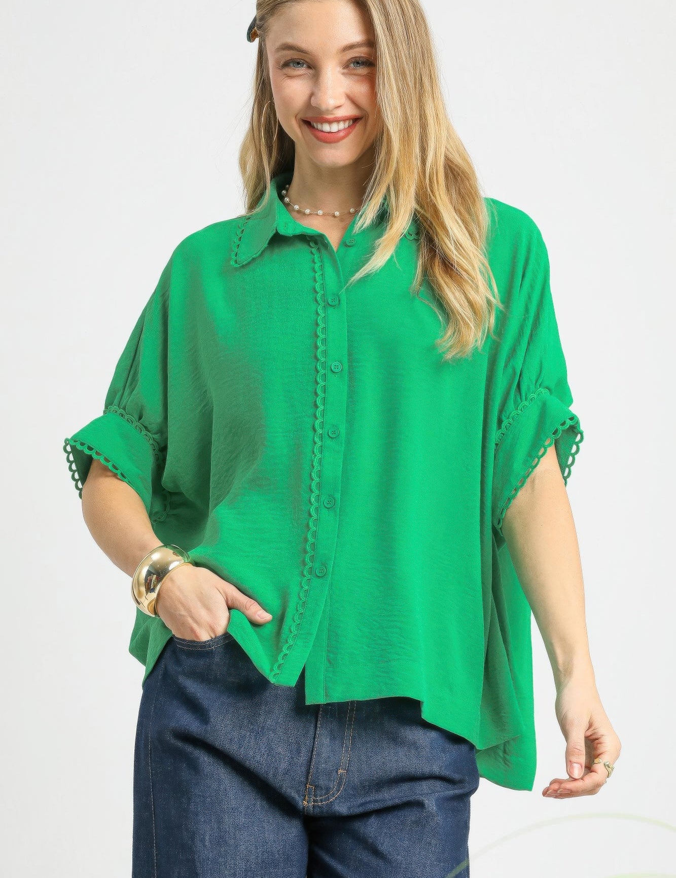 L Fresh Flair Scallop Trim Blouse | Daverri Fashions