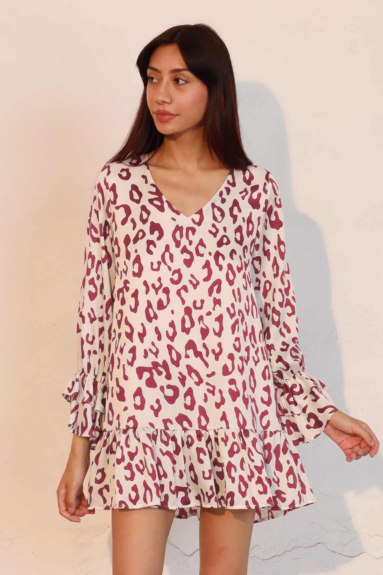 Women’s white and maroon leopard print dress with ruffle cuffs