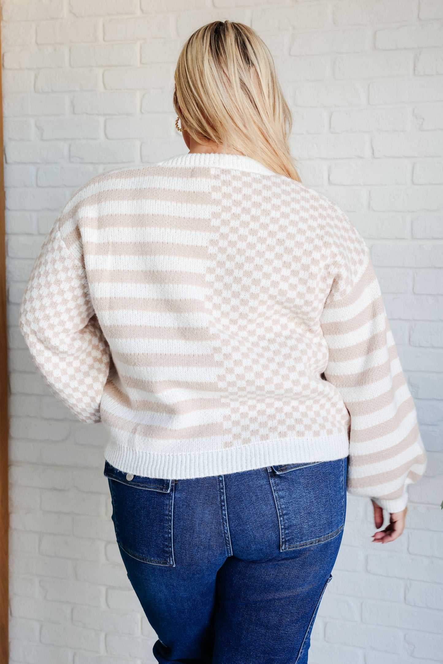 Cozy Check That Line Cardigan with cream-beige stripes and checks