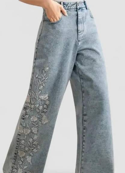 Women’s Plus Size Floral Embroidered Stretch Jeans - DAVERRI FASHIONS