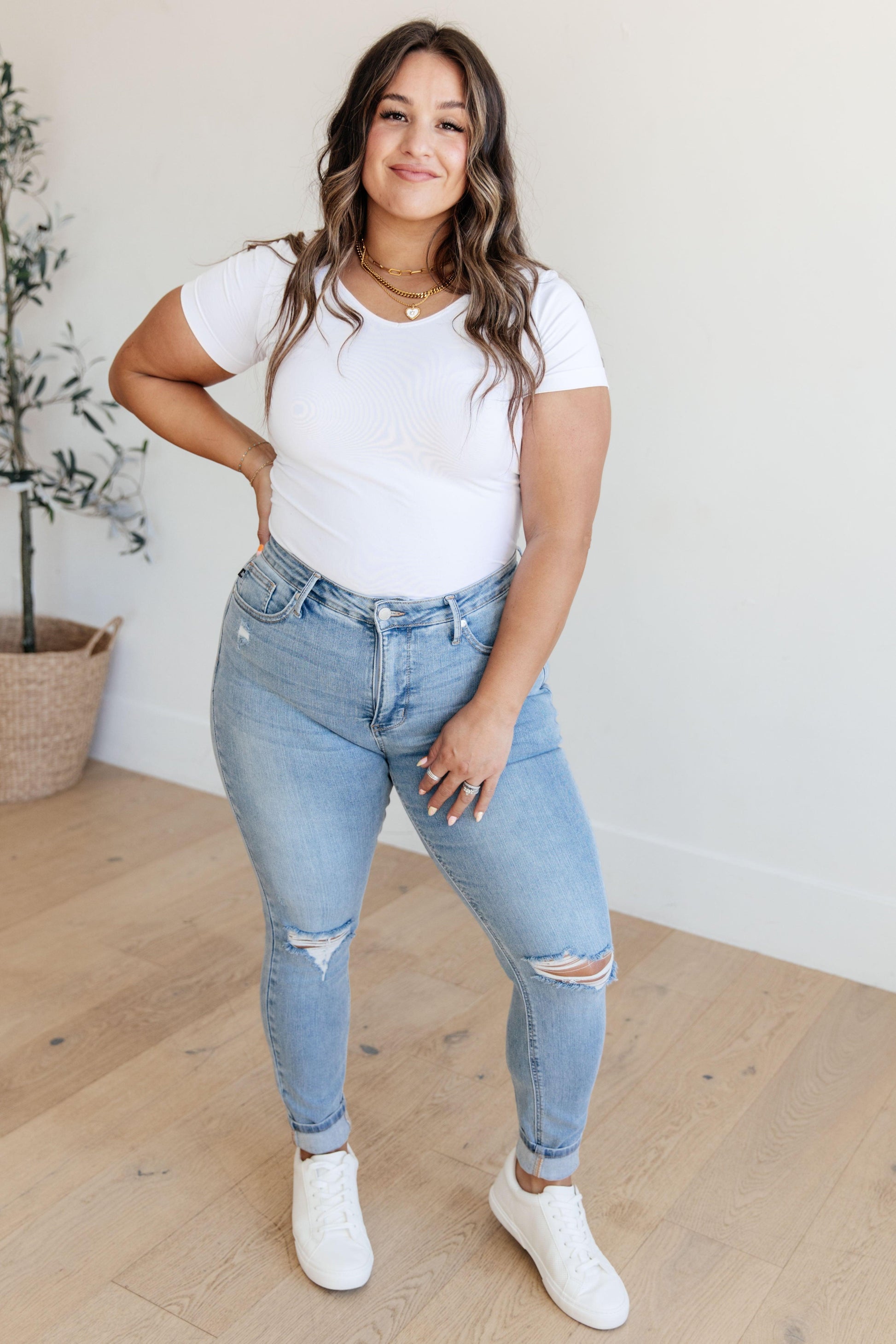 Judy Blue Eloise Mid Rise Control Top Distressed Skinny Jeans 24W Jeans