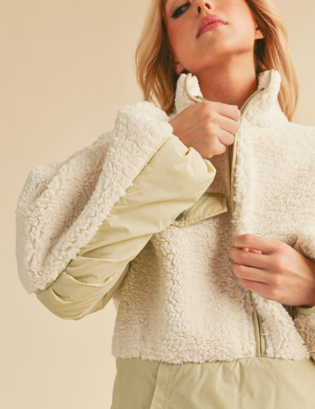 Aemi+Co Fleece Half Zip Pullover | Jackets Daverri Fashions