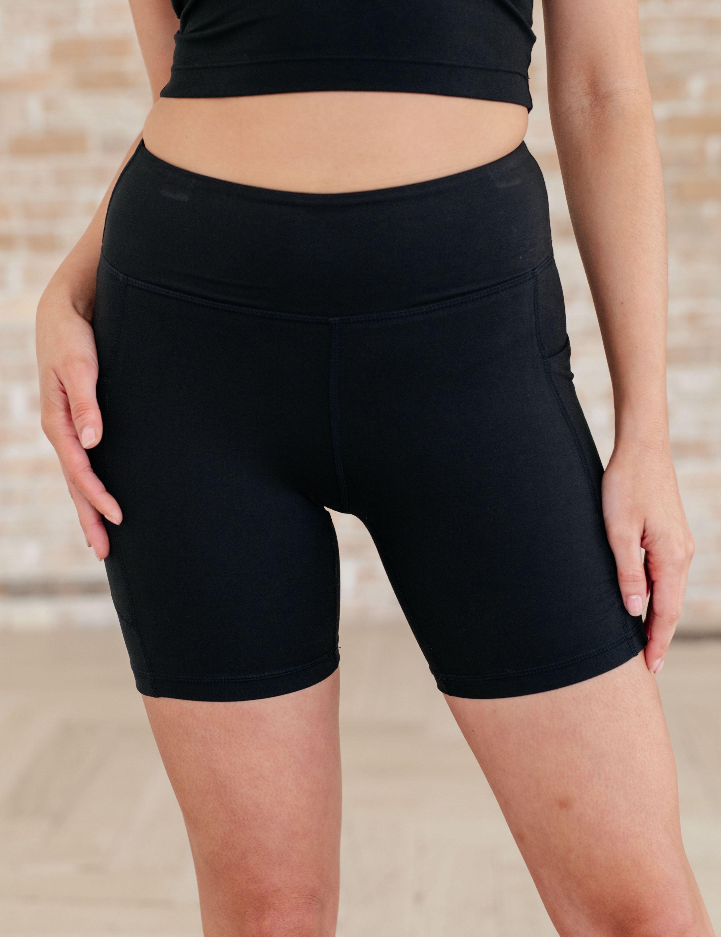 Getting Active Biker Shorts in Black Small Black Shorts