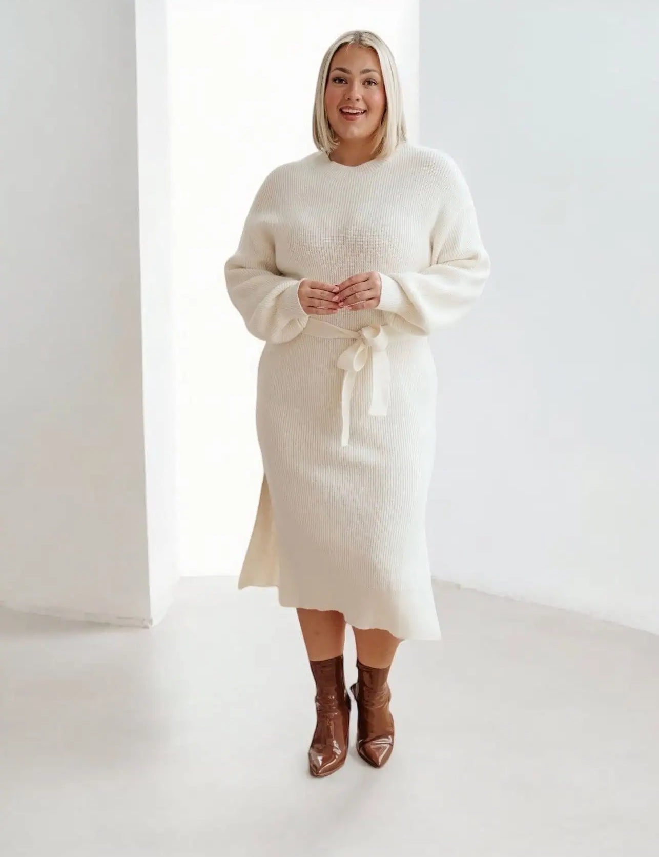 Plus Size Balloon Sleeve Sweater Dress Midi Dresses