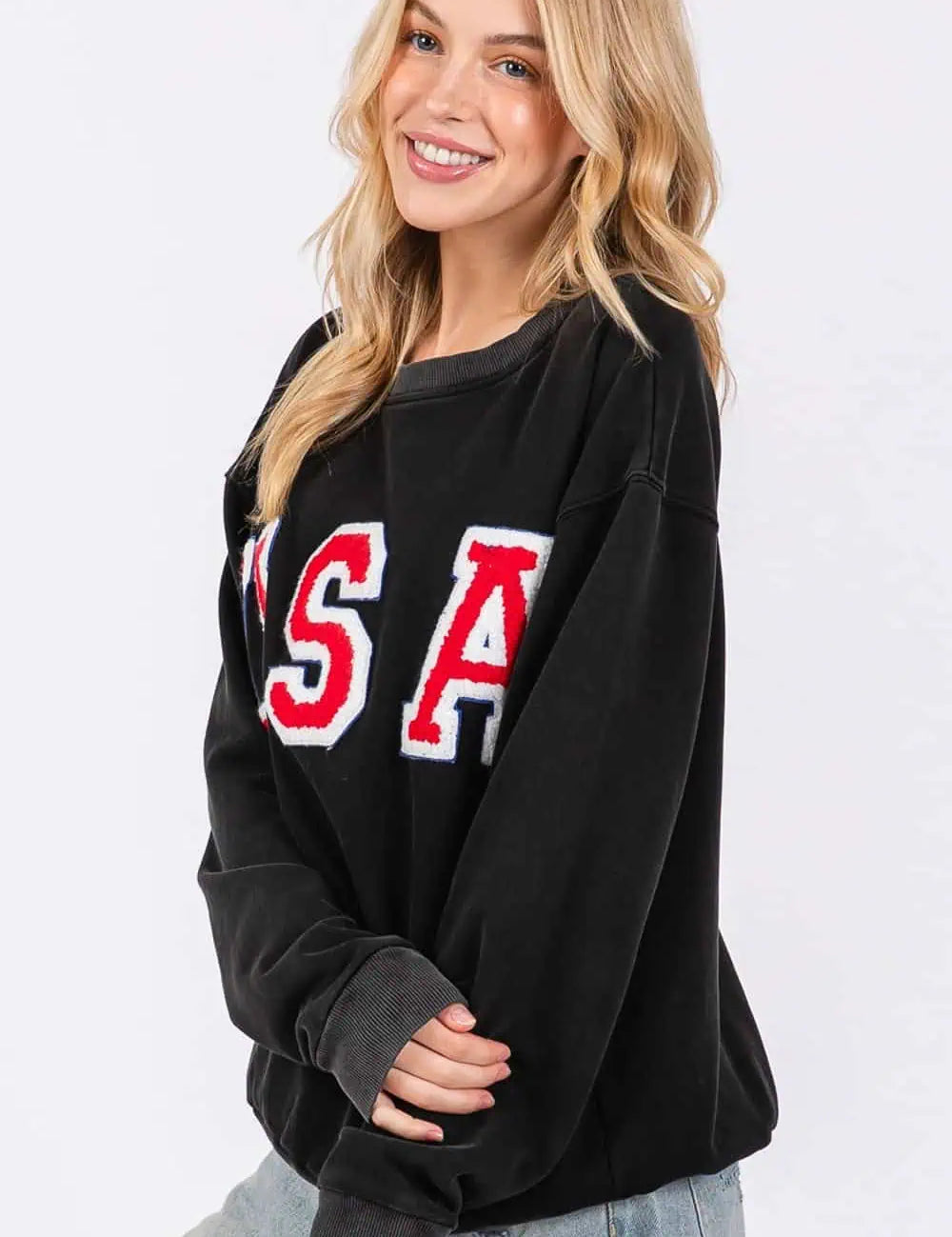 SAGE + FIG USA Letter Patch Round Neck Sweatshirt Sweatshirts