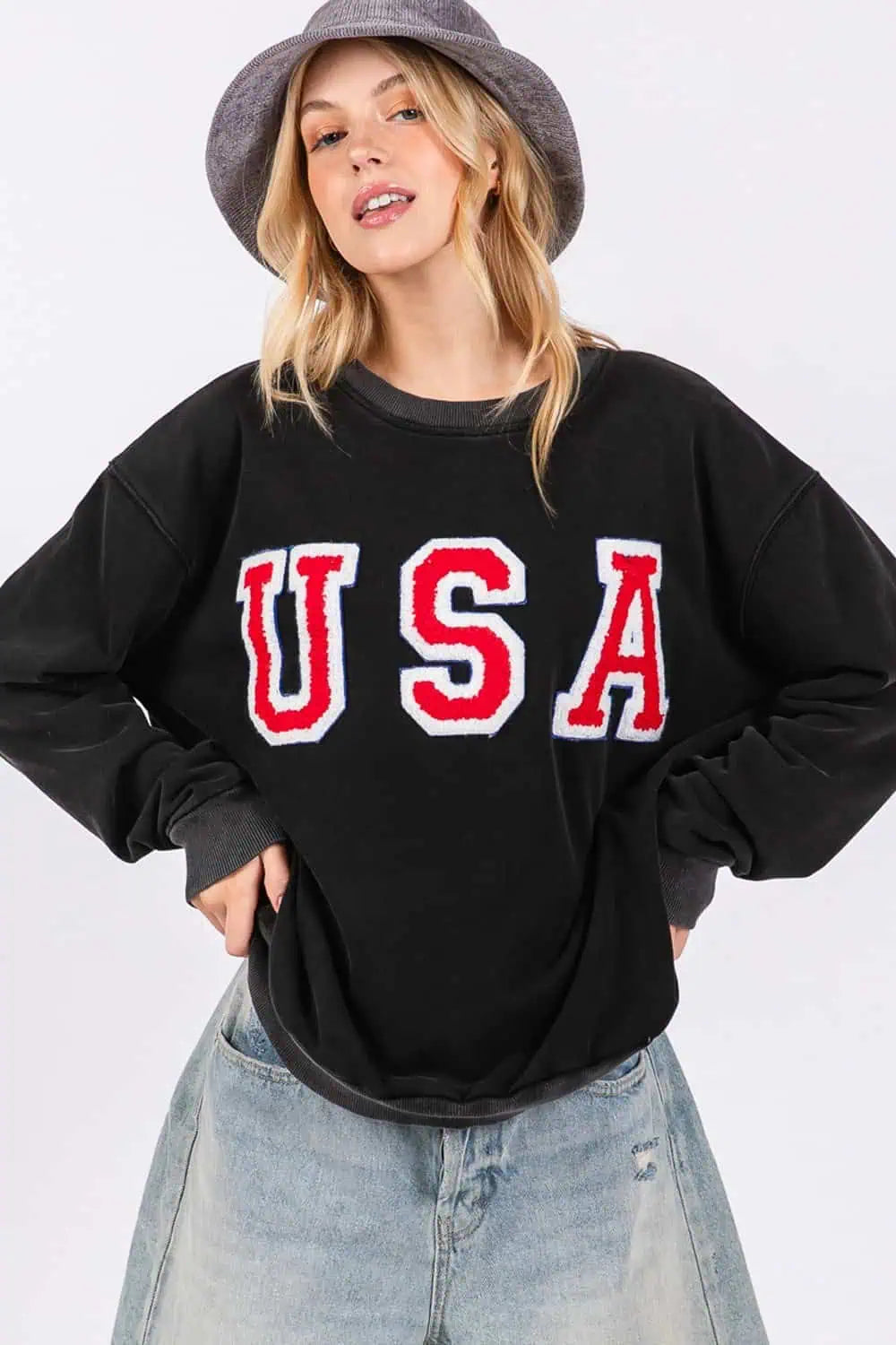 SAGE + FIG USA Letter Patch Round Neck Sweatshirt Sweatshirts