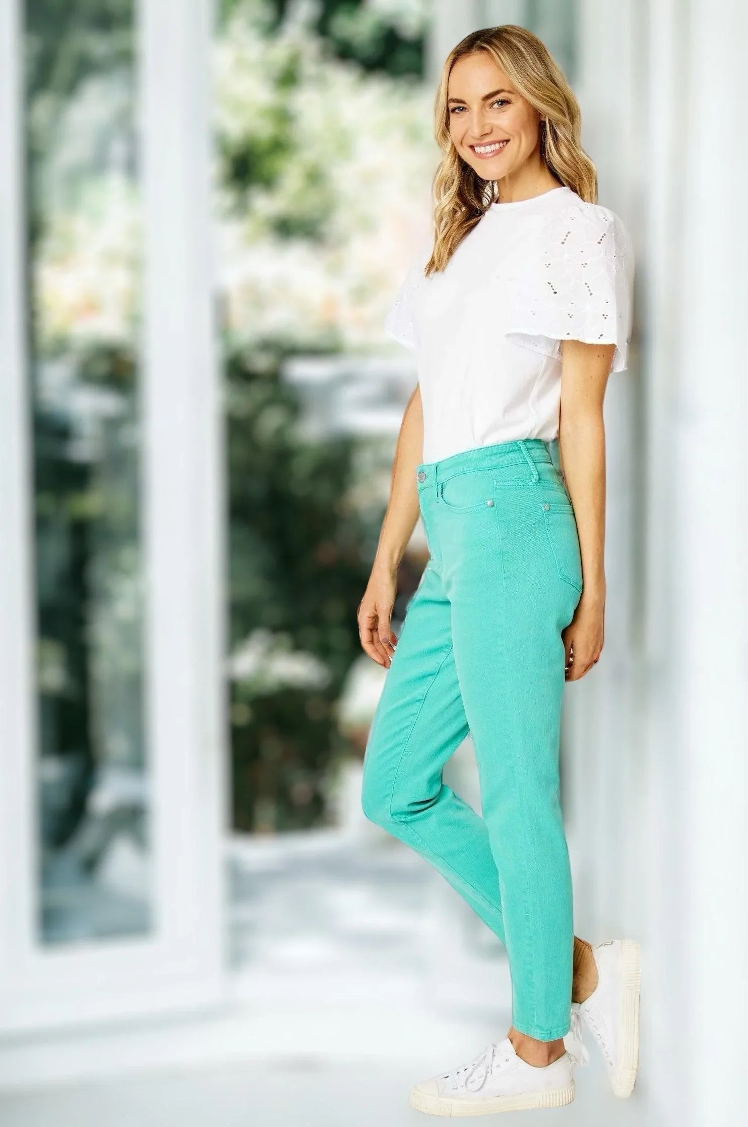 Judy Blue High Rise Slim Fit Jeans - DAVERRI FASHIONS