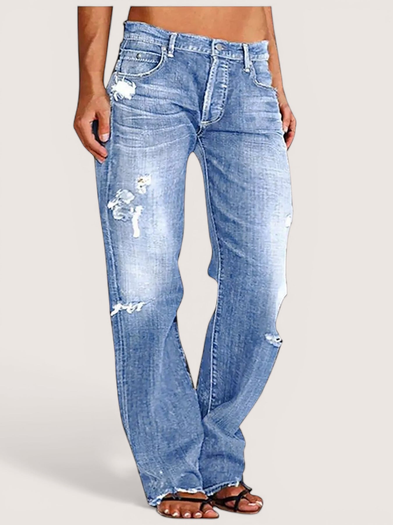 Daverri Distressed Loose Fit Jeans
