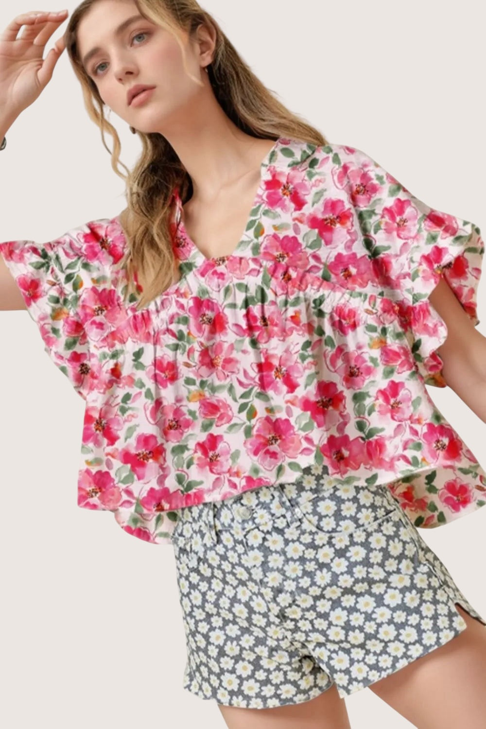 Daverri Floral Boxy Fit Ruffled Short Sleeve Blouse
