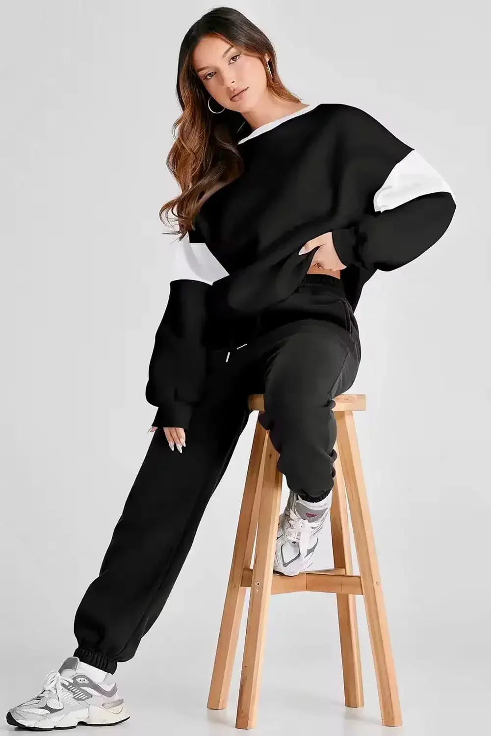 Drop Shoulder Loose Sweatshirt and Joggers Active Set - DAVERRI FASHIONS