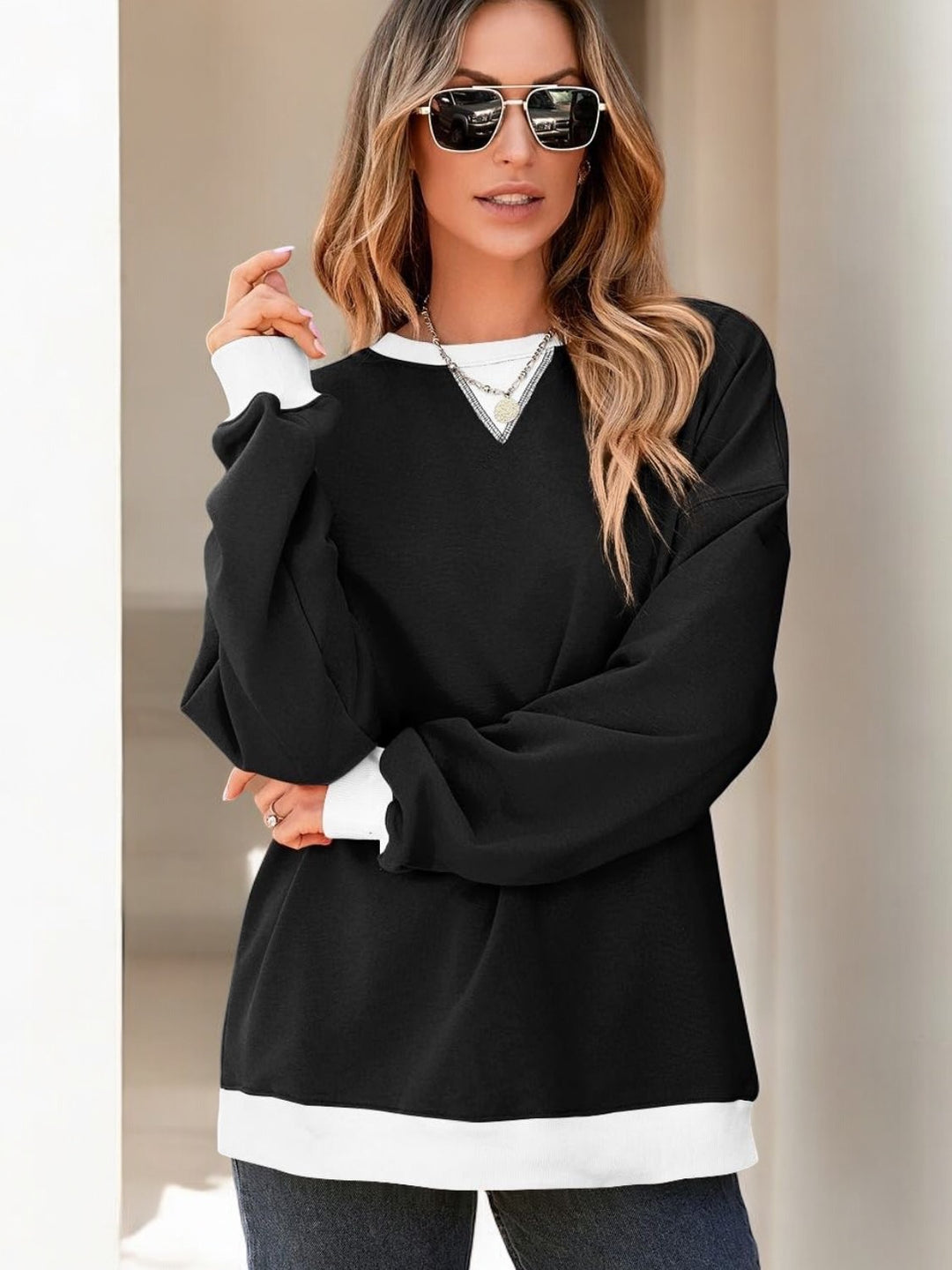 Contrast Trim Round Neck Long Sleeve Sweatshirt Tops